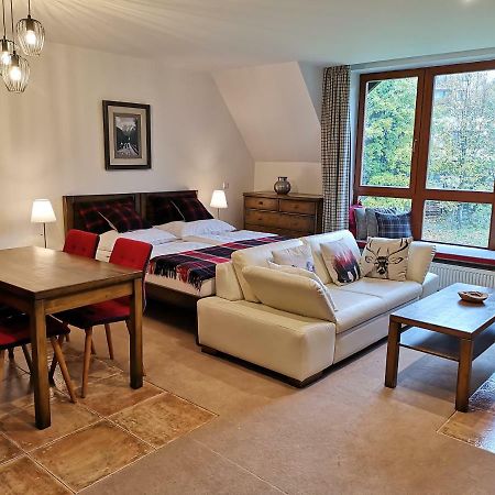 Family Apartment In Tatranská Lomnica Buitenkant foto