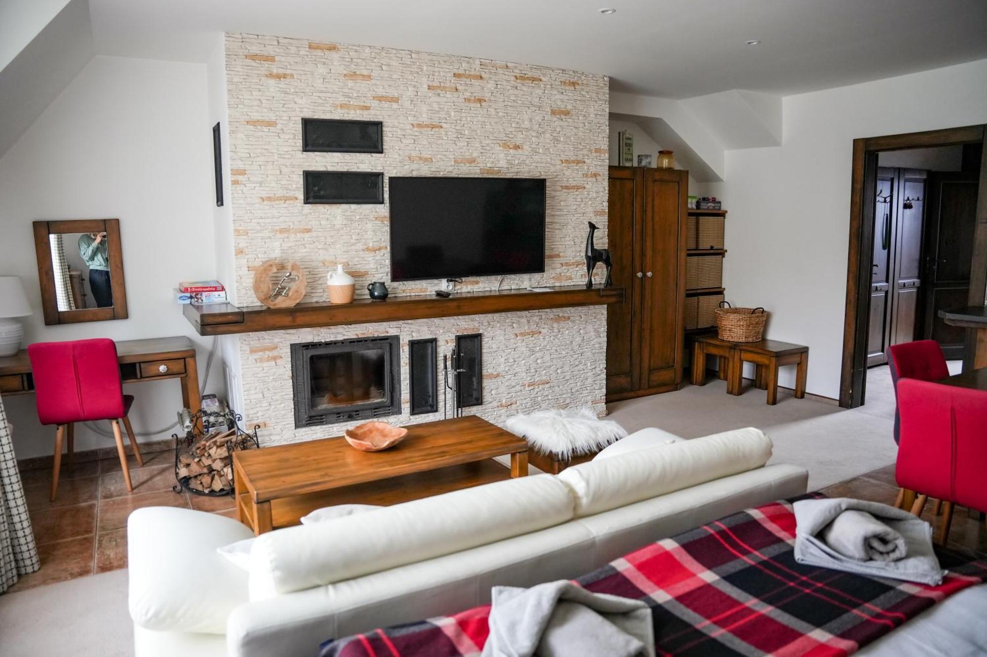 Family Apartment In Tatranská Lomnica Buitenkant foto